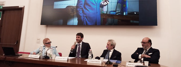 Giordano Riello durante la Lectio Magistralis "Fare industria è arte" all'Università Meier di Milano.